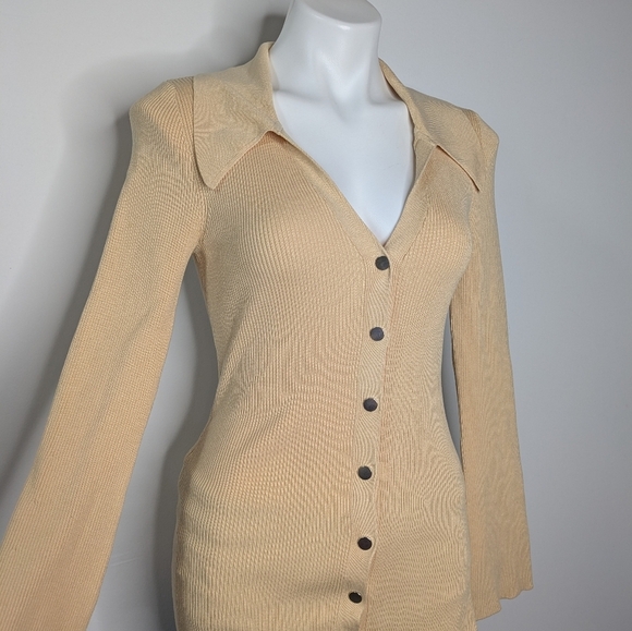 Danielle Bernstein Tan Long Sleeve Collared Button Up Sweater L - Picture 4 of 9